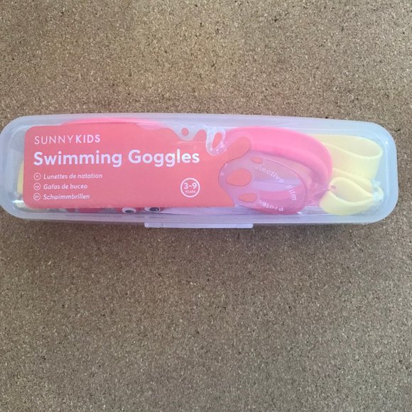 NEW SUNNY Kids Read and Yellow Swimming Goggles 3- - Picture 2 of 2